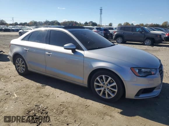 ✅ 2016 Audi A3 Premium • VIN: WAUB8GFF9G1076050 • Lot: 89890495. Wystawiony na Copart z przebiegiem 146 771 mil. Bezpłatny archiwum sprzedaży aukcyjnych z USA i szczegółowy raport historii pojazdu na DreamBid. Zdjęcie 4.