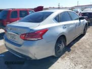 ✅ 2016 Nissan Altima S • VIN: 1N4AL3AP6GN333282 • Lot: 43675224. Listed on IAAI with 282,719 mi. Free auction sales archive from the USA and detailed vehicle history report at DreamBid. Image 4.