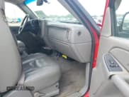 ✅ 2005 Chevrolet Silverado 2500HD LS • VIN: 1GCHK23U15F855835 • Lot: 42692755. Wystawiony na IAAI z przebiegiem 328 871 mil. Bezpłatny archiwum sprzedaży aukcyjnych z USA i szczegółowy raport historii pojazdu na DreamBid. Zdjęcie 5.