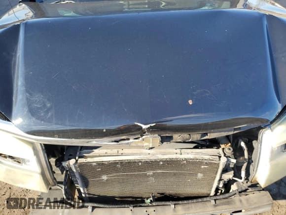 ✅ 2005 Chevrolet Equinox LT • VIN: 2CNDL73F556016111 • Лот: 87283524. Опубликован ранее на Copart с пробегом 197 376 миль. Бесплатный доступ к архиву аукционных продаж из США и подробный отчёт об истории автомобиля на DreamBid. Изображение 13.