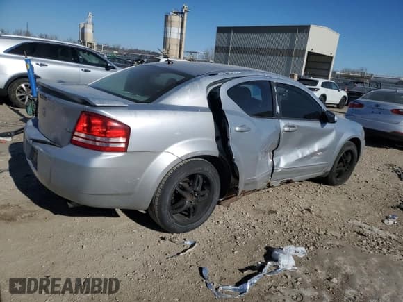 ✅ 2008 Dodge Avenger R/T • VIN: 1B3LC76M28N559797 • Лот: 41853065. Опубликован ранее на Copart с пробегом 286 193 миль. Бесплатный доступ к архиву аукционных продаж из США и подробный отчёт об истории автомобиля на DreamBid. Изображение 3.