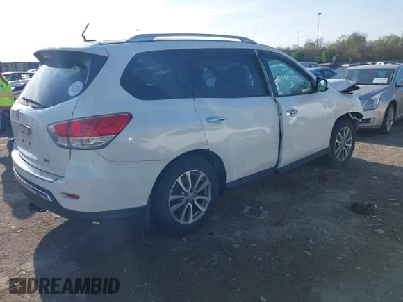 ✅ 2014 Nissan Pathfinder SV • VIN: 5N1AR2MN2EC735446 • Lot: 41893013. Listed on IAAI with 149,799 mi. Free auction sales archive from the USA and detailed vehicle history report at DreamBid. Image 4.