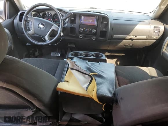 ✅ 2008 Chevrolet Silverado 1500 2LT • VIN: 2GCEC19J981181713 • Lot: 74697924. Wystawiony na Copart z przebiegiem 282 368 mil. Bezpłatny archiwum sprzedaży aukcyjnych z USA i szczegółowy raport historii pojazdu na DreamBid. Zdjęcie 8.