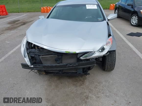 ✅ 2011 Hyundai Sonata GLS • VIN: 5NPEB4AC1BH177646 • Лот: 42212883. Опубликован ранее на IAAI с пробегом 67 074 миль. Бесплатный доступ к архиву аукционных продаж из США и подробный отчёт об истории автомобиля на DreamBid. Изображение 6.