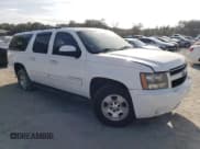 ✅ 2011 Chevrolet Suburban LT • VIN: 1GNSKJE38BR393764 • Lot: 47794395. Wystawiony na Copart z przebiegiem 314 032 mil. Bezpłatny archiwum sprzedaży aukcyjnych z USA i szczegółowy raport historii pojazdu na DreamBid. Zdjęcie 4.