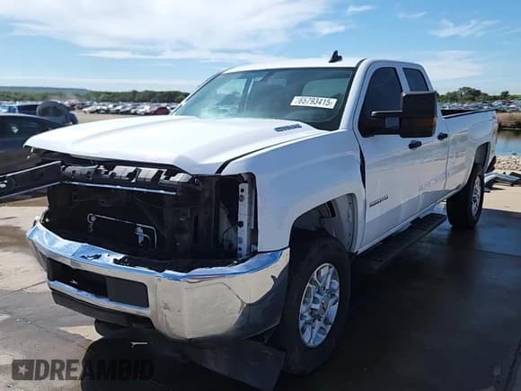 ✅ 2015 Chevrolet Silverado 1500 • VIN: 1GC5CYC89FZ533708 • Лот: 65793415. Опубликован ранее на Copart с пробегом 86 431 миль. Бесплатный доступ к архиву аукционных продаж из США и подробный отчёт об истории автомобиля на DreamBid. Изображение 14.