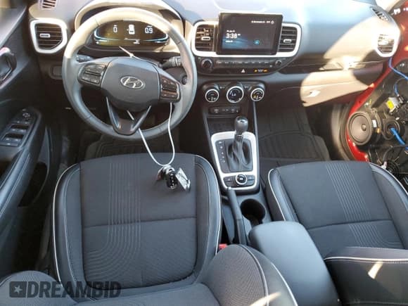 ✅ 2023 Hyundai Venue SEL • VIN: KMHRC8A39PU228776 • Lot: 41795885. Listed on Copart with 10,597 mi. Free auction sales archive from the USA and detailed vehicle history report at DreamBid. Image 8.