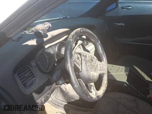 2018 Dodge Charger Police z VIN 2C3CDXKTXJH301104, wystawiony jako IAAI lot #43483635 z przebiegiem Nie podano mil oraz . Historia ofert i sprzedaży dostępna na DreamBid. Obrazek 6.