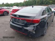 ✅ 2020 Kia Forte GT-Line • VIN: 3KPF34ADXLE204083 • Lot: 42517941. Wystawiony na IAAI z przebiegiem 116 752 mil. Bezpłatny archiwum sprzedaży aukcyjnych z USA i szczegółowy raport historii pojazdu na DreamBid. Zdjęcie 17.