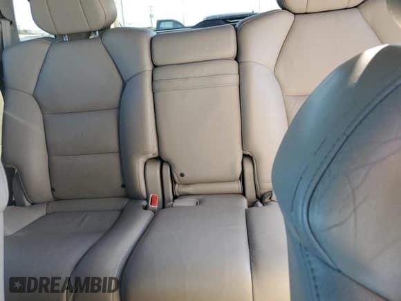 ✅ 2010 Acura MDX Technology • VIN: 2HNYD2H40AH516666 • Lot: 81187335. Listed on Copart with 135,605 mi. Free auction sales archive from the USA and detailed vehicle history report at DreamBid. Image 10.
