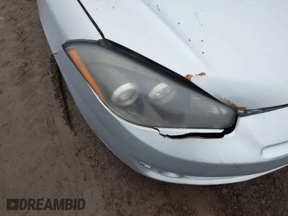 2008 Hyundai Tiburon GS z VIN KMHHM66D08U268552, wystawiony jako IAAI lot #41729193 z przebiegiem 88 939 mil mil oraz . Historia ofert i sprzedaży dostępna na DreamBid. Obrazek 13.