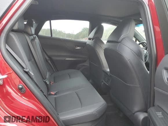 ✅ 2024 Toyota Venza LE • VIN: JTEAAAAH6RJ183841 • Lot: 82601665. Listed on Copart with 18,031 mi. Free auction sales archive from the USA and detailed vehicle history report at DreamBid. Image 10.