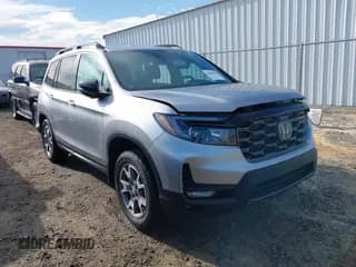✅ 2022 Honda Passport TrailSport • VIN: 5FNYF8H68NB025262 • Lot: 42848589. Listed on IAAI with 15,473 mi. Free auction sales archive from the USA and detailed vehicle history report at DreamBid. Image 1.