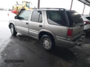 ✅ 1999 GMC Jimmy SLE • VIN: 1GKDT13W7X2529298 • Лот: 41556249. Опубликован ранее на IAAI с пробегом 114 750 миль. Бесплатный доступ к архиву аукционных продаж из США и подробный отчёт об истории автомобиля на DreamBid. Изображение 3.
