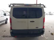 ✅ 2018 Ford Transit • VIN: 1FTYE1YM2JKA52866 • Lot: 42904132. Wystawiony na IAAI z przebiegiem 205 341 mil. Bezpłatny archiwum sprzedaży aukcyjnych z USA i szczegółowy raport historii pojazdu na DreamBid. Zdjęcie 16.