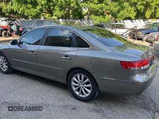 2008 Hyundai Azera Limited с VIN KMHFC46FX8A332579, выставлен на аукционе Copart как лот 63121015 с пробегом 160 619 миль миль и Чистый • Clean title. История ставок и продаж доступна на DreamBid. Изображение 3.