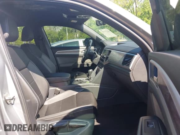 ✅ 2023 Volkswagen Atlas SE • VIN: 1V2LC2CA9PC212519 • Lot: 42177771. Listed on IAAI with 58,505 mi. Free auction sales archive from the USA and detailed vehicle history report at DreamBid. Image 5.