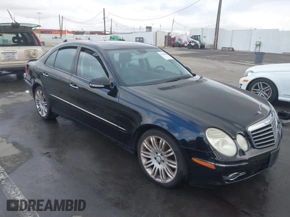 ✅ 2008 Mercedes-Benz E 350 Luxury • VIN: WDBUF87X78B259276 • Lot: 43186498. Wystawiony na IAAI z przebiegiem 204 184 mil. Bezpłatny archiwum sprzedaży aukcyjnych z USA i szczegółowy raport historii pojazdu na DreamBid. Zdjęcie 1.