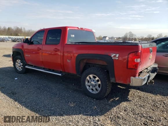 ✅ 2012 Chevrolet Silverado 2500HD LT • VIN: 1GC1KXC8XCF217386 • Lot: 52601825. Wystawiony na Copart z przebiegiem 333 326 mil. Bezpłatny archiwum sprzedaży aukcyjnych z USA i szczegółowy raport historii pojazdu na DreamBid. Zdjęcie 2.