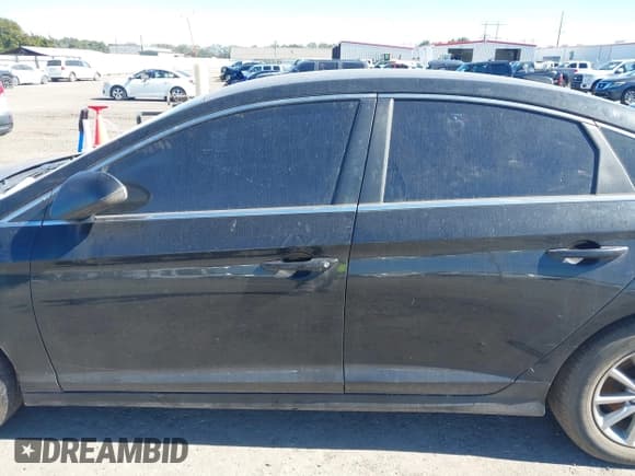 ✅ 2018 Hyundai Sonata SE • VIN: 5NPE24AF1JH713908 • Лот: 43652462. Опубликован ранее на IAAI с пробегом 104 915 миль. Бесплатный доступ к архиву аукционных продаж из США и подробный отчёт об истории автомобиля на DreamBid. Изображение 15.