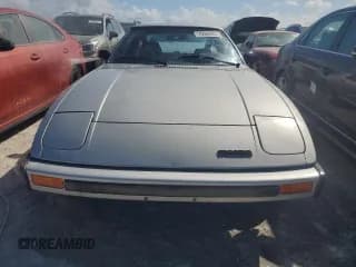 ✅ 1979 Mazda RX-7 • VIN: SA22C554462 • Lot: 76566924. Wystawiony na Copart z przebiegiem 99 684 mil. Bezpłatny archiwum sprzedaży aukcyjnych z USA i szczegółowy raport historii pojazdu na DreamBid. Zdjęcie 5.