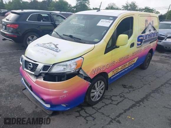 ✅ 2015 Nissan NV200 SV • VIN: 3N6CM0KN7FK703720 • Lot: 42274496. Listed on IAAI with 126,904 mi. Free auction sales archive from the USA and detailed vehicle history report at DreamBid. Image 17.