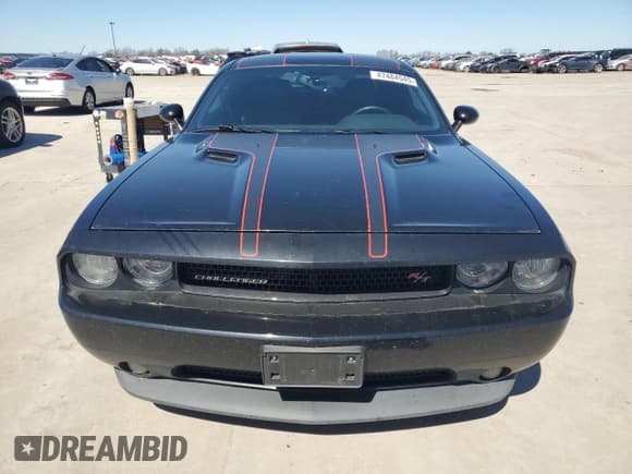 ✅ 2014 Dodge Challenger R/T • VIN: 2C3CDYBT3EH143300 • Lot: 47484545. Wystawiony na Copart z przebiegiem 93 802 mil. Bezpłatny archiwum sprzedaży aukcyjnych z USA i szczegółowy raport historii pojazdu na DreamBid. Zdjęcie 5.