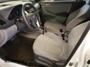 ✅ 2017 Hyundai Accent SE • VIN: KMHCT5AE4HU307294 • Лот: 64852993. Опубликован ранее на Copart с пробегом 124 361 миль. Бесплатный доступ к архиву аукционных продаж из США и подробный отчёт об истории автомобиля на DreamBid. Изображение 7.