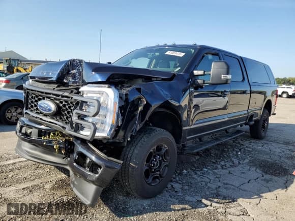✅ 2023 Ford F-350 XLT • VIN: 1FT8W3BN3PEC98441 • Лот: 81083415. Опубликован ранее на Copart с пробегом Не указан. Бесплатный доступ к архиву аукционных продаж из США и подробный отчёт об истории автомобиля на DreamBid. Изображение 1.