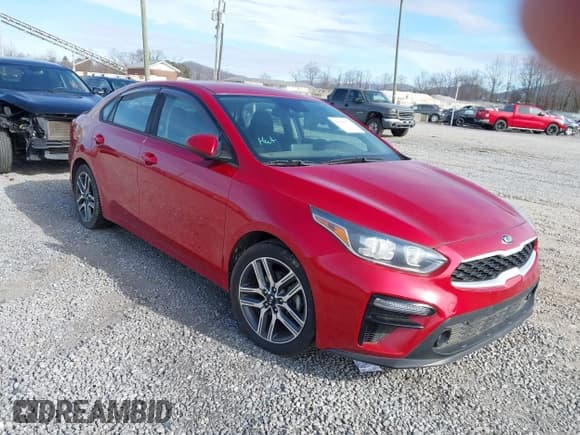✅ 2019 Kia Forte S • VIN: 3KPF34AD1KE019628 • Lot: 43830173. Wystawiony na IAAI z przebiegiem 141 913 mil. Bezpłatny archiwum sprzedaży aukcyjnych z USA i szczegółowy raport historii pojazdu na DreamBid. Zdjęcie 1.