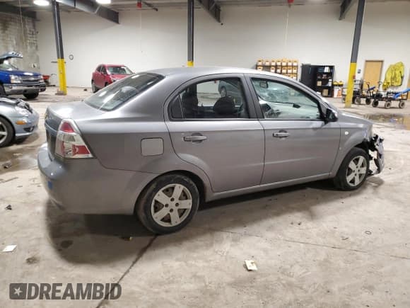 ✅ 2007 Chevrolet Aveo LS • VIN: KL1TD56687B102873 • Lot: 45609715. Wystawiony na Copart z przebiegiem 139 956 mil. Bezpłatny archiwum sprzedaży aukcyjnych z USA i szczegółowy raport historii pojazdu na DreamBid. Zdjęcie 3.