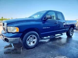 2003 Dodge 1500 ST z VIN 1D7HA18N33S300944, wystawiony jako Copart lot #90277095 z przebiegiem 183 345 mil mil oraz Czysty tytuł • Clean title. Historia ofert i sprzedaży dostępna na DreamBid. Obrazek 1.