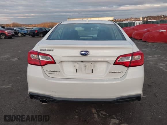 ✅ 2018 Subaru Legacy Premium • VIN: 4S3BNAF61J3044049 • Лот: 43813849. Опубликован ранее на IAAI с пробегом 39 321 миль. Бесплатный доступ к архиву аукционных продаж из США и подробный отчёт об истории автомобиля на DreamBid. Изображение 16.