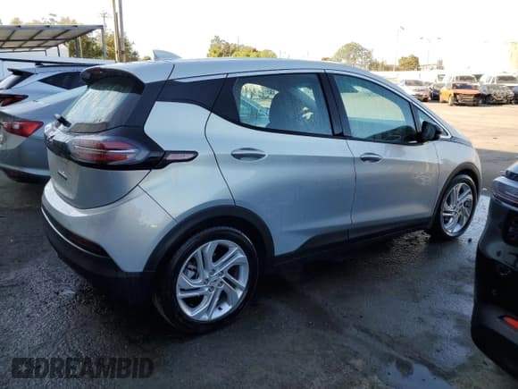 ✅ 2023 Chevrolet Bolt EV 1LT • VIN: 1G1FW6S07P4176628 • Lot: 72278694. Wystawiony na Copart z przebiegiem 16 586 mil. Bezpłatny archiwum sprzedaży aukcyjnych z USA i szczegółowy raport historii pojazdu na DreamBid. Zdjęcie 3.