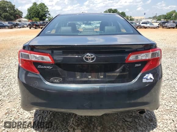2014 Toyota Camry L z VIN 4T1BF1FK2EU749996, wystawiony jako Copart lot #65097765 z przebiegiem 94 797 mil mil oraz Szkoda całkowita • Salvage title. Historia ofert i sprzedaży dostępna na DreamBid. Obrazek 6.