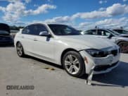 ✅ 2016 BMW 3 Series 328i • VIN: WBA8E9C56GK645053 • Lot: 86226745. Wystawiony na Copart z przebiegiem 167 376 mil. Bezpłatny archiwum sprzedaży aukcyjnych z USA i szczegółowy raport historii pojazdu na DreamBid. Zdjęcie 4.