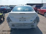 ✅ 2015 Nissan Versa S Plus • VIN: 3N1CN7AP5FL857495 • Lot: 43051621. Wystawiony na IAAI z przebiegiem 161 166 mil. Bezpłatny archiwum sprzedaży aukcyjnych z USA i szczegółowy raport historii pojazdu na DreamBid. Zdjęcie 16.