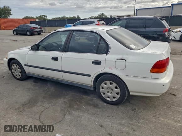 ✅ 1998 Honda Civic LX • VIN: 2HGEJ6674WH574939 • Лот: 94736015. Опубликован ранее на Copart с пробегом 114 849 миль. Бесплатный доступ к архиву аукционных продаж из США и подробный отчёт об истории автомобиля на DreamBid. Изображение 2.
