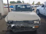 ✅ 1990 Toyota Pickup • VIN: JT4VN93D3L5007980 • Lot: 43633290. Listed on IAAI with 252,185 mi. Free auction sales archive from the USA and detailed vehicle history report at DreamBid. Image 12.