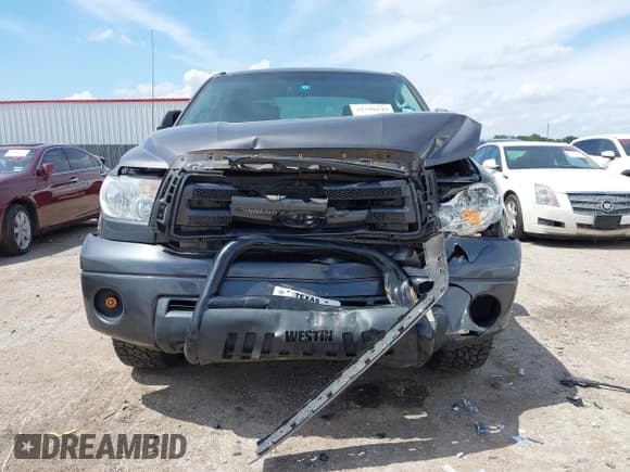 ✅ 2012 Toyota Tundra • VIN: 5TFRM5F19CX044180 • Lot: 42499149. Wystawiony na IAAI z przebiegiem 165 662 mil. Bezpłatny archiwum sprzedaży aukcyjnych z USA i szczegółowy raport historii pojazdu na DreamBid. Zdjęcie 12.