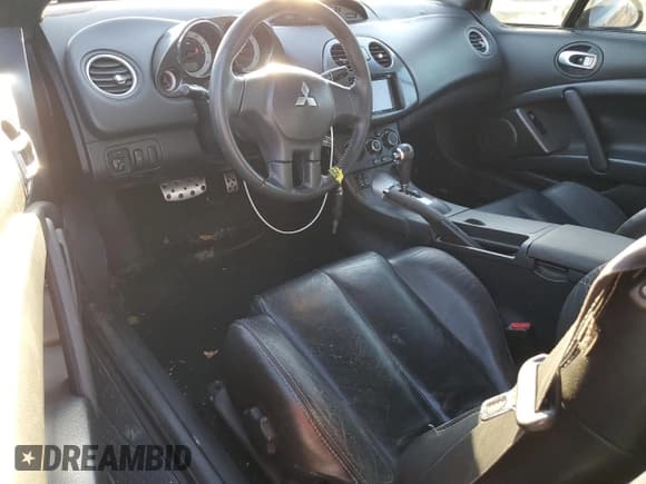 ✅ 2009 Mitsubishi Eclipse GS • VIN: 4A3AL25F19E029735 • Лот: 42751215. Опубликован ранее на Copart с пробегом 157 596 миль. Бесплатный доступ к архиву аукционных продаж из США и подробный отчёт об истории автомобиля на DreamBid. Изображение 8.