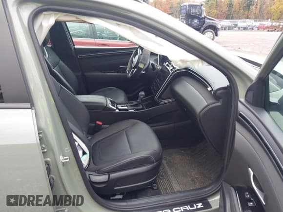 ✅ 2024 Hyundai Santa Cruz Limited • VIN: 5NTJEDAF7RH082116 • Лот: 43590971. Опубликован ранее на IAAI с пробегом 14 443 миль. Бесплатный доступ к архиву аукционных продаж из США и подробный отчёт об истории автомобиля на DreamBid. Изображение 5.