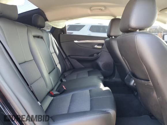 ✅ 2019 Chevrolet Impala LT • VIN: 1G11Z5S38KU113651 • Лот: 79494204. Опубликован ранее на Copart с пробегом 103 473 миль. Бесплатный доступ к архиву аукционных продаж из США и подробный отчёт об истории автомобиля на DreamBid. Изображение 10.