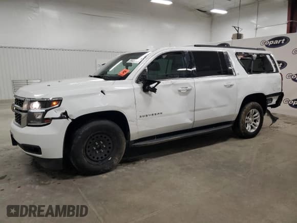 ✅ 2018 Chevrolet Suburban LT • VIN: 1GNSKHKCXJR115671 • Lot: 63240094. Wystawiony na Copart z przebiegiem 112 961 mil. Bezpłatny archiwum sprzedaży aukcyjnych z USA i szczegółowy raport historii pojazdu na DreamBid. Zdjęcie 1.