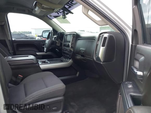 ✅ 2016 Chevrolet Silverado 1500 LT • VIN: 1GCVKREC5GZ396407 • Lot: 42893536. Wystawiony na IAAI z przebiegiem 127 257 mil. Bezpłatny archiwum sprzedaży aukcyjnych z USA i szczegółowy raport historii pojazdu na DreamBid. Zdjęcie 5.