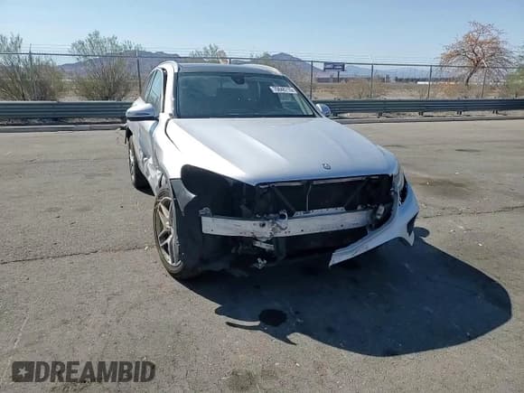 ✅ 2016 Mercedes-Benz GLC 300 • VIN: WDC0G4JB9GF015763 • Lot: 70848715. Wystawiony na Copart z przebiegiem 159 928 mil. Bezpłatny archiwum sprzedaży aukcyjnych z USA i szczegółowy raport historii pojazdu na DreamBid. Zdjęcie 14.