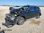 ✅ 2018 BMW X1 sDrive28i • VIN: WBXHU7C35J5L05068 • Лот: 91190945. Опубликован ранее на Copart с пробегом 90 550 миль. Бесплатный доступ к архиву аукционных продаж из США и подробный отчёт об истории автомобиля на DreamBid. Изображение 1.