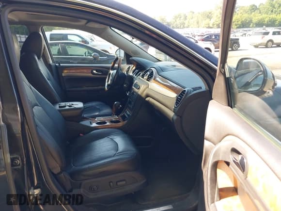 ✅ 2010 Buick Enclave CXL 1XL • VIN: 5GALRBED7AJ256773 • Lot: 42980945. Listed on IAAI with 228,668 mi. Free auction sales archive from the USA and detailed vehicle history report at DreamBid. Image 5.