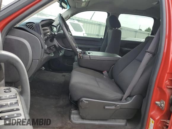✅ 2011 Chevrolet Silverado 1500 Xtra Fuel Economy • VIN: 3GCPCSE33BG340441 • Lot: 67300984. Listed on Copart with 139,550 mi. Free auction sales archive from the USA and detailed vehicle history report at DreamBid. Image 7.