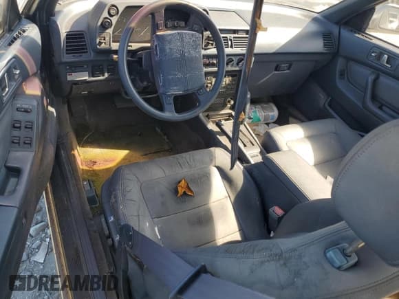 ✅ 1990 Acura Legend • VIN: JH4KA3263LC016302 • Lot: 53690155. Wystawiony na Copart z przebiegiem 68 383 mil. Bezpłatny archiwum sprzedaży aukcyjnych z USA i szczegółowy raport historii pojazdu na DreamBid. Zdjęcie 8.